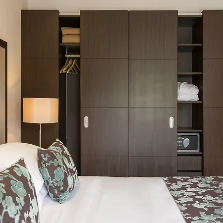 Dom Goncalo & מלון