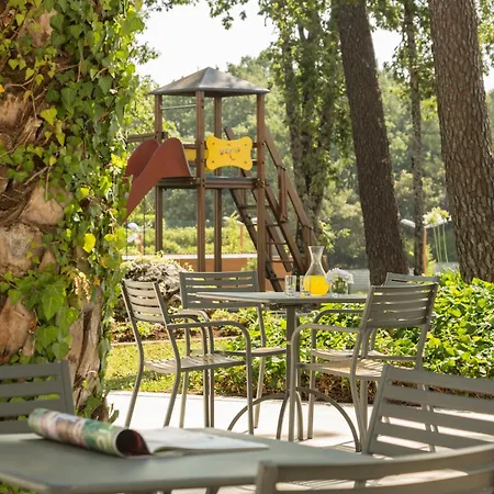 Dom Goncalo & מלון